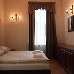 Bed & Breakfast Goscinne Palac W Balicach Instytut Zootechniki Pib 3*