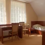 Goscinne Palac W Balicach Instytut Zootechniki Pib Bed & Breakfast Balice