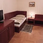 Goscinne Palac W Balicach Instytut Zootechniki Pib 3*