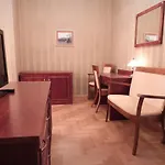 Goscinne Palac W Balicach Instytut Zootechniki Pib Bed & Breakfast 3*