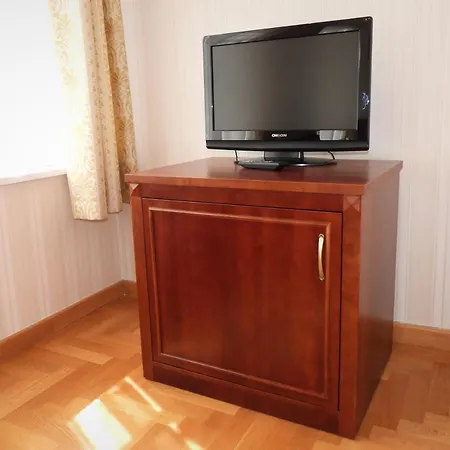 Goscinne Palac W Balicach Instytut Zootechniki Pib *