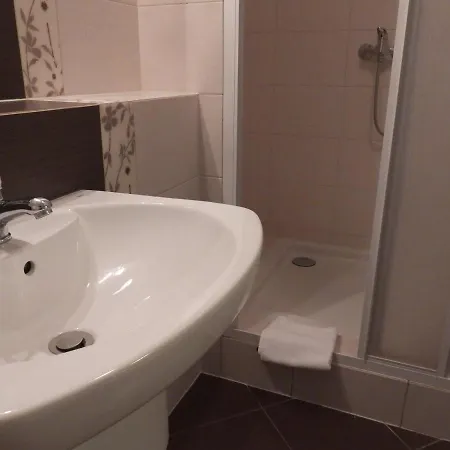 Bed and breakfast Goscinne Palac W Balicach Instytut Zootechniki Pib 3*