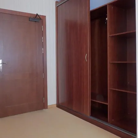 Goscinne Palac W Balicach Instytut Zootechniki Pib Отель типа 