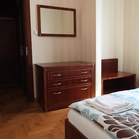 Bed & Breakfast Goscinne Palac W Balicach Instytut Zootechniki Pib