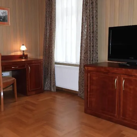 Bed and breakfast Goscinne Palac W Balicach Instytut Zootechniki Pib Balice