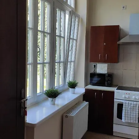 Bed and breakfast Goscinne Palac W Balicach Instytut Zootechniki Pib 3*